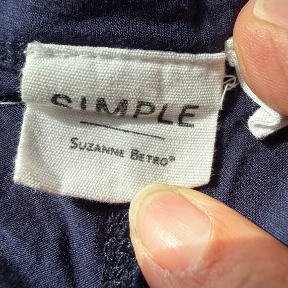 Simple eggplant shortsleeved tshirt size XL A few small blemishes - Picture 6 of 6